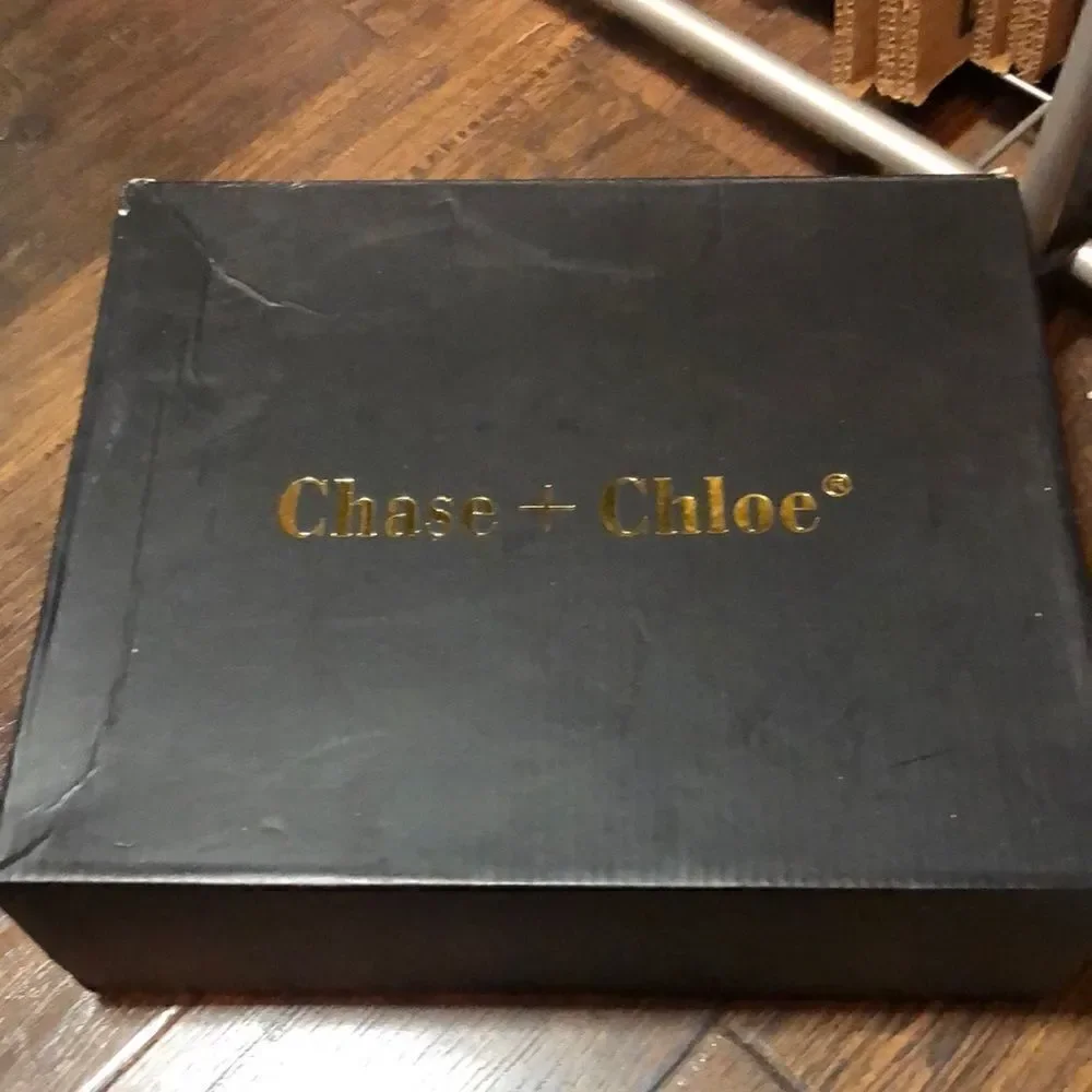 NWT Vintage Chase +Chloe Pink Velvet Cairo strap Heels . Gorgeous!5” block heel